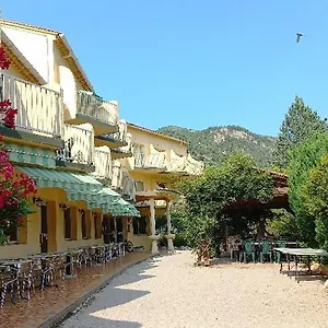 Sous L'olivier Hotel